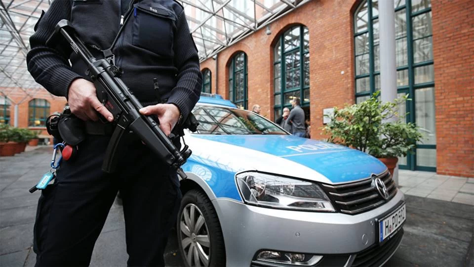 Συναγερμός στη Χάγη: Επίθεση με μαχαίρι σε κεντρικό σημείο – Αναφορές για τραυματίες